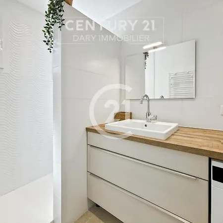 Apartament Superbe T4 Vue - *