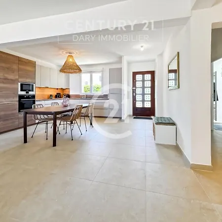 Superbe T4 Vue - דירה קאלבי